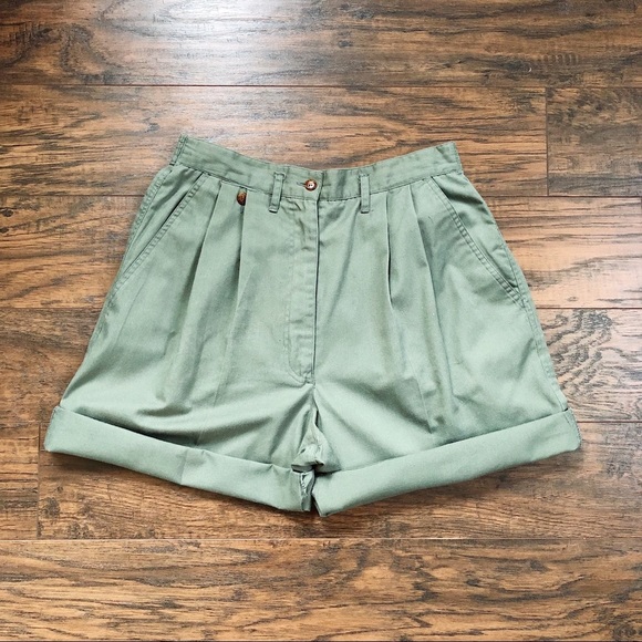 SOLD vintage • 90s olive green shorts pleated mom twill cargo high waist safari - Picture 4 of 11